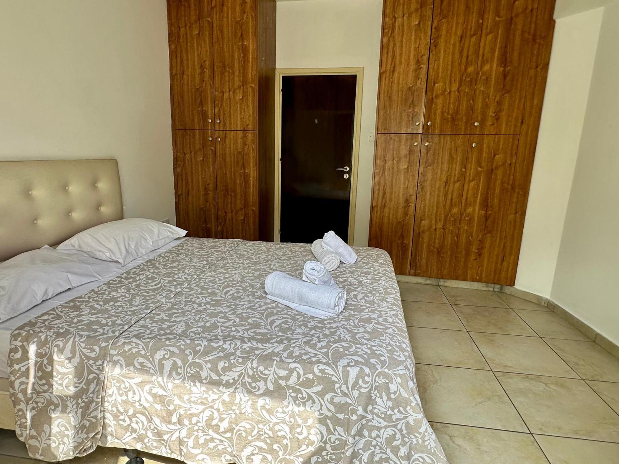 Private Room In Shared Flat นิโคเซีย ภายนอก รูปภาพ